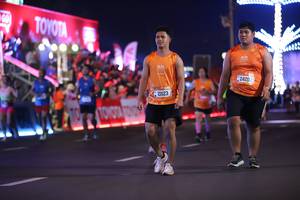 BIB: 21123, 24202
                            <button type="button" onclick="openModal(20719240)" class="btn btn-primary btn-sm float-right btn-popup" data-toggle="modal" data-target=".modal-high-quality">
                        <i class="fas fa-shopping-cart"></i> Add to Cart
                    </button>
                                            <button type="button" onclick="isThisMe(20719240, true)" class="btn btn-success btn-sm float-right btn-popup btn-isme hidden" data-toggle="tooltip" data-placement="bottom" title="นี่คือรูปของคุณใช่ไหม คลิกที่นี่เพื่อเอาเข้าอัลบั้ม">
                        <i class="fas fa-plus"></i> Add to album
                    </button>
                    <button type="button" onclick="isThisMe(20719240, false)" class="btn btn-warning btn-sm float-right btn-popup btn-isnotme hidden">
                        <i class="fas fa-ban"></i> Remove from album
                    </button>